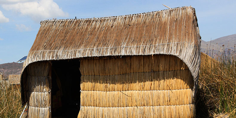 totora house puno